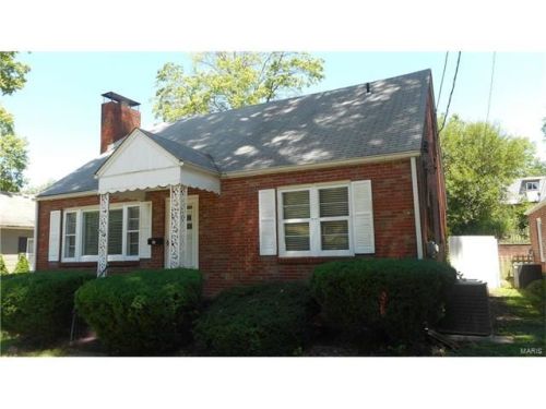 858 Danforth St, Alton, IL 62002-2203