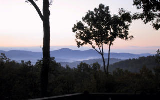 88 Trails End Smt, Ellijay, GA 30540-1188
