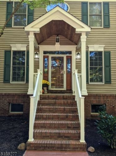 22 Andreann Dr, Annandale, NJ 08801-3372