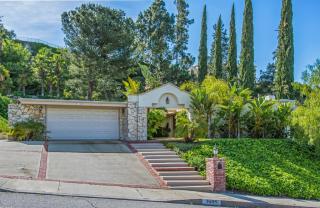3635 Terrace View Dr, Van Nuys, CA 91436-4019
