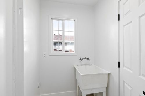 809 Alvarado Ave, Sunnyvale CA  94085-3403 exterior