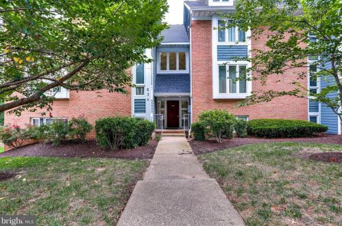 634 Oakland Hills Dr, Arnold, MD 21012-2092
