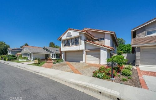 4 Quebrada, Irvine, CA 92620-1867
