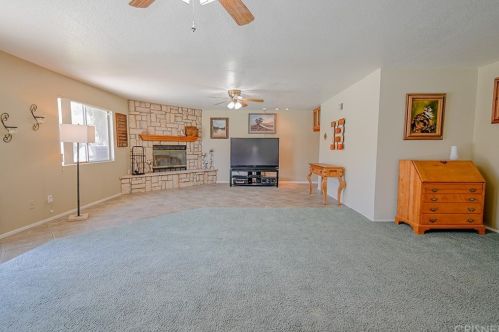 2850 Hollister St, Simi Valley, CA 93065-5297