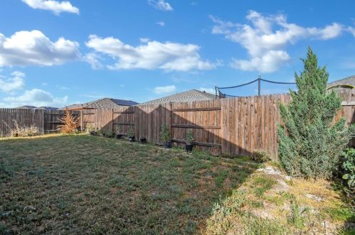 5715 Freestone Dr, Arboga CA  95901-8701 exterior