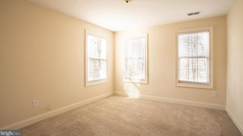 316 Bunny Ln, Harpers Ferry WV  25425-7104 exterior