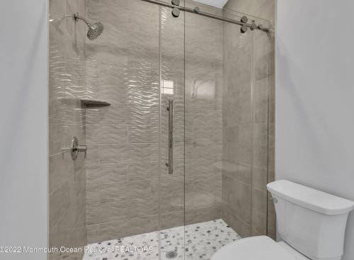 19 Sturgis Rd, Lavallette NJ 08735-2843 exterior