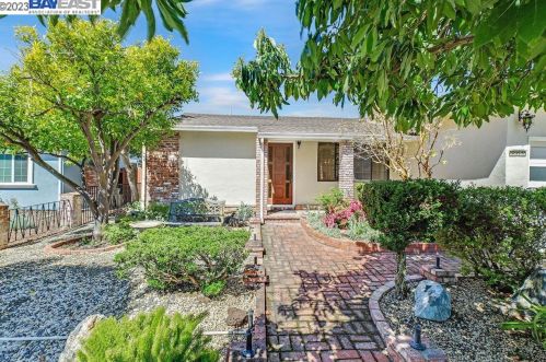 23755 Clayton St, Hayward, CA 94541-4405