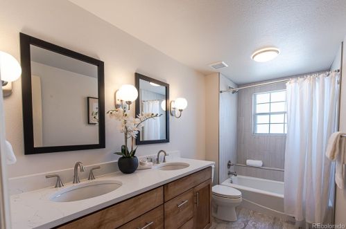 5946 Jamison Pl, Englewood CO 80112-2538 exterior