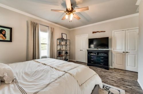 5037 Byers Ave, Fort Worth TX  76107-4129 exterior