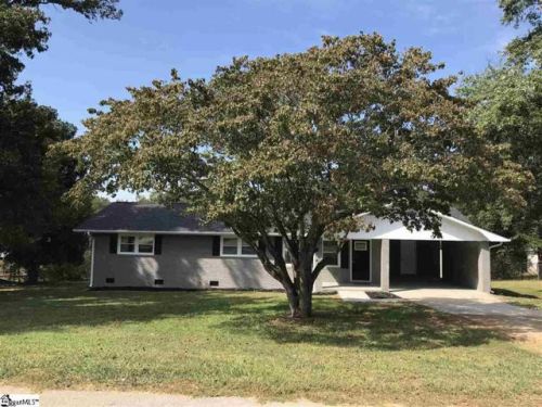 1121 Hickory Ln, Anderson, SC 29624-6352