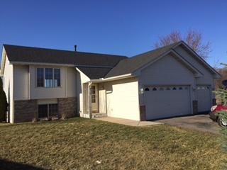 935 Iris Ct, Spectacle Lake, MN 55008-3737