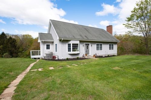 419 Madison Rd, Durham, CT 06422-3217