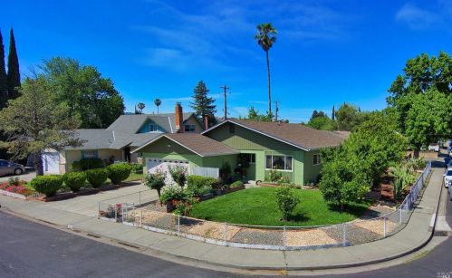 367 Trinity Dr, Vacaville, CA 95687-5537