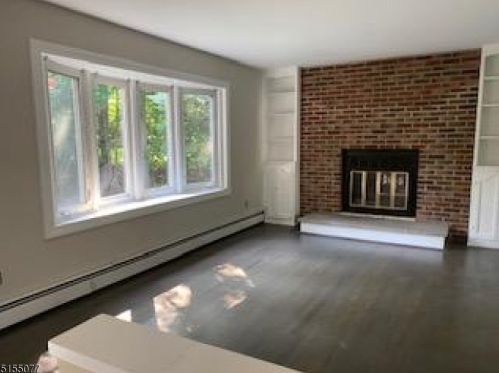46 Schoolhouse Rd, Dover NJ  07869-3109 exterior