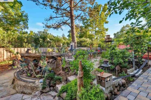 116 Hopeco Rd, Concord CA  94523-3213 exterior