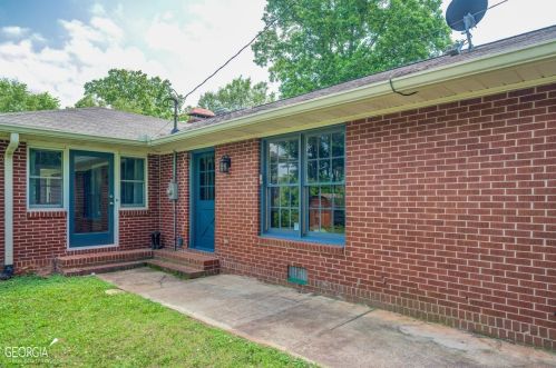 320 Conyers Rd, Mcdonough GA  30253-2304 exterior