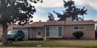 2705 Millbrook Ave, Fresno, CA 93703-1925