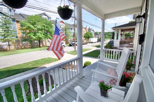 3777 Ferdinand Pl, Cincinnati, OH 45209-2105