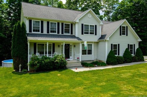 201 Joy Rd, Waterbury, CT 06762-2521