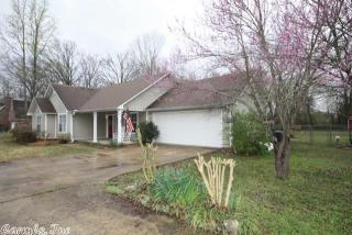19 Darrell St, Vilonia, AR 72173-9708