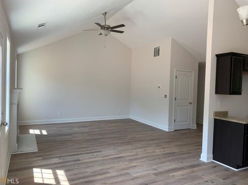 3006 Mount Hebron Rd, Hartwell, GA 30643-2618