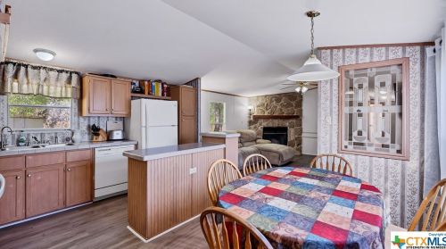 9225 Fm 1117, Seguin TX 78155-9643 exterior