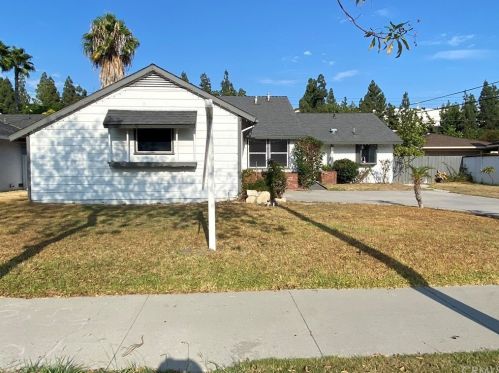 1330 Feather St, Anaheim, CA 92802-2135