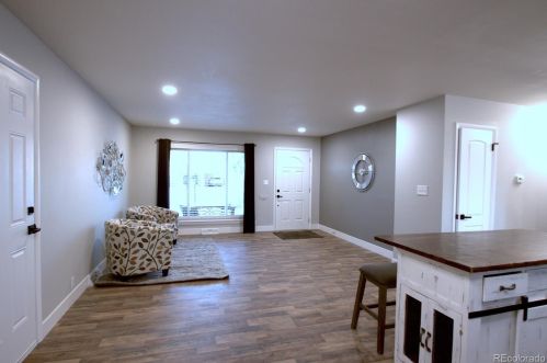 130 13th Ave, Denver, CO 80601-1855