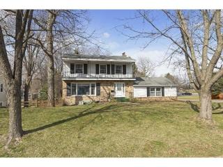 7216 Foxboro Ln, Saint Paul, MN 55125-1561