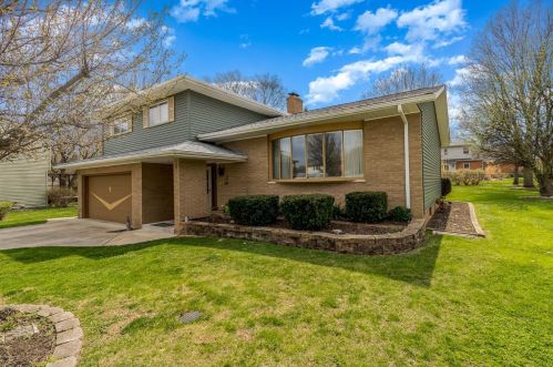 604 Stratford Ter, Valpo, IN 46383-2024