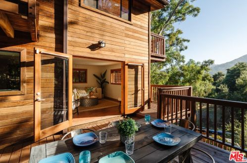 517 Canon View Trl, Topanga, CA 90290-3801