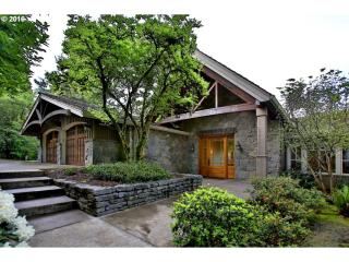 936 Northgate Ct, Portland, OR 97219-8486