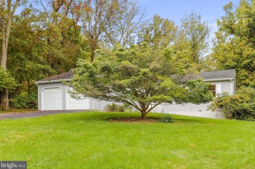 116 Valley Ct, Shepherdstown, WV 25443-5072