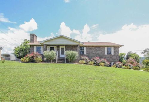 2911 Ty Dr, Mcghee Tyson Ang Base, TN 37777-3810
