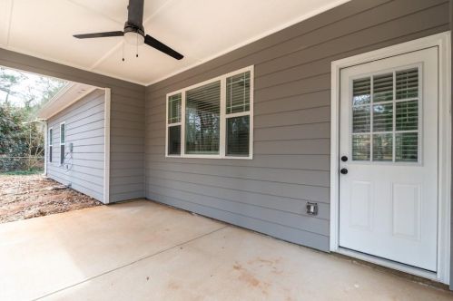 3940 Woodland Cir, Conyers GA  30013-3057 exterior