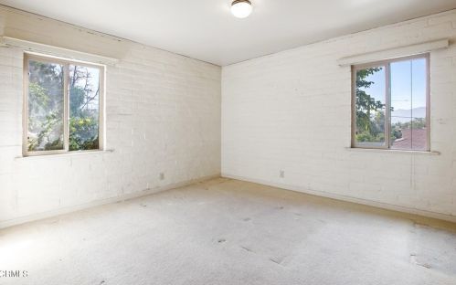 5253 Ramsdell Ave, Glendale CA 91214-3738 exterior