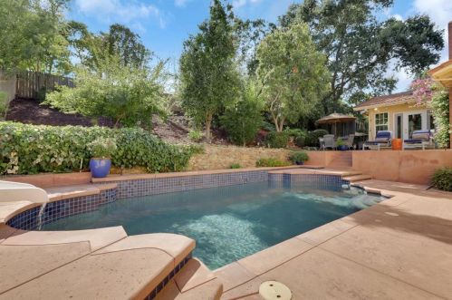2848 Stanford Ln, Folsom, CA 95762-4212