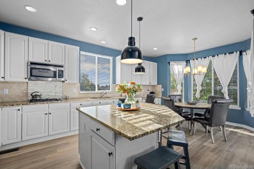 20757 Caley Pl, Aurora CO 80016-3184 exterior