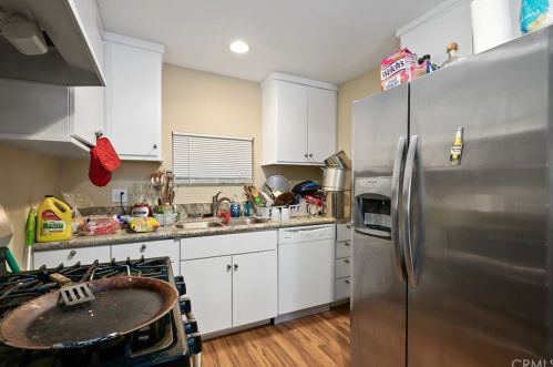 611 Broadway, Anaheim CA  92805-4101 exterior