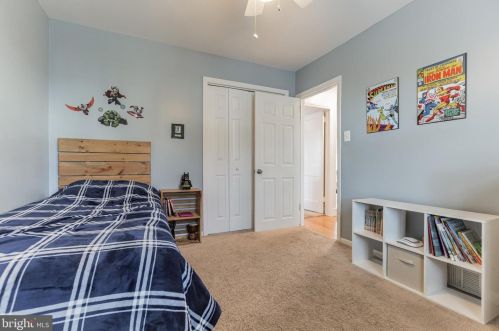 1114 Mt Vernon Ave, Tavistock NJ 08033-2307 exterior