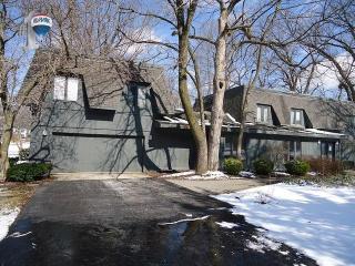 527 Aberdeen Rd, Frankfort, IL 60423-9712