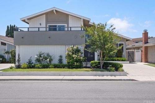 4824 Candleberry Ave, Seal Beach, CA 90740-3038