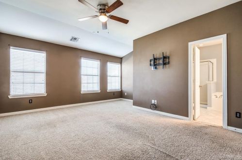 1558 Biltmore Ln, Irving TX  75063-3503 exterior