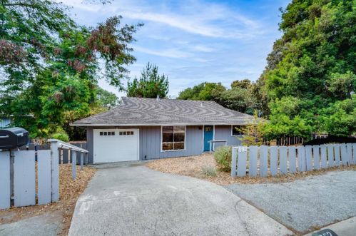 802 Workman Pl, Del Monte Park, CA 93950-4720