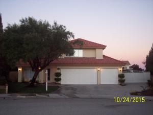 38507 Desert View Dr, Palmdale, CA 93551-4354