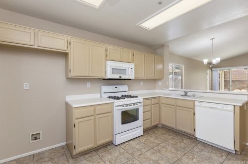 7350 Ayers Rock Rd, Riverside CA 92508-6044 exterior