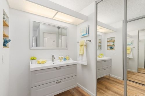 117 Streamwood, Irvine CA  92620-1946 exterior