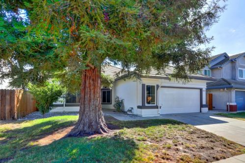 8539 Sun Sprite Ct, Elk Grove CA  95624-3809 exterior