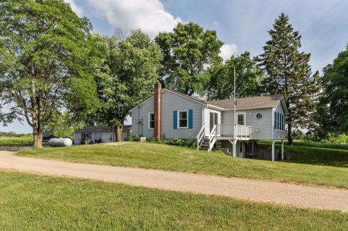 1292 County Road 5, Howard Lake, MN 55349-4909